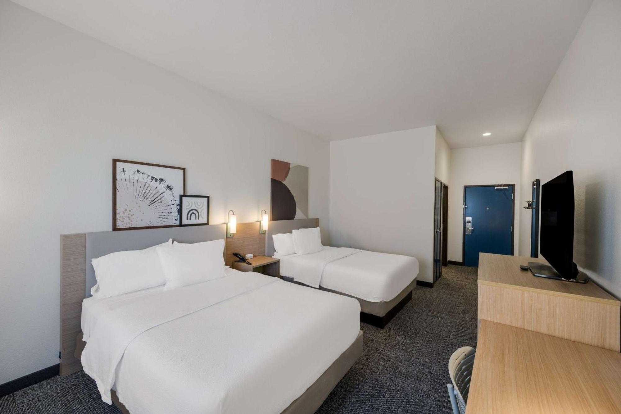 Spark By Hilton Midland South Exteriör bild